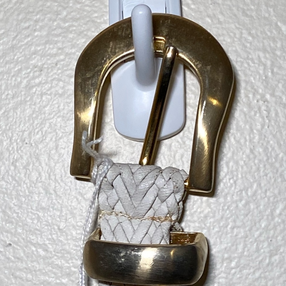 Braided belt with Gold finish details